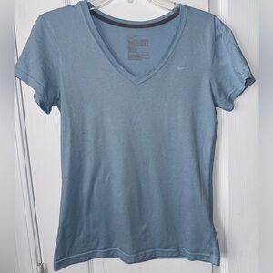 Nike Dri-Fit Athletic Light Blue V-Neck Workout Shirt Size S